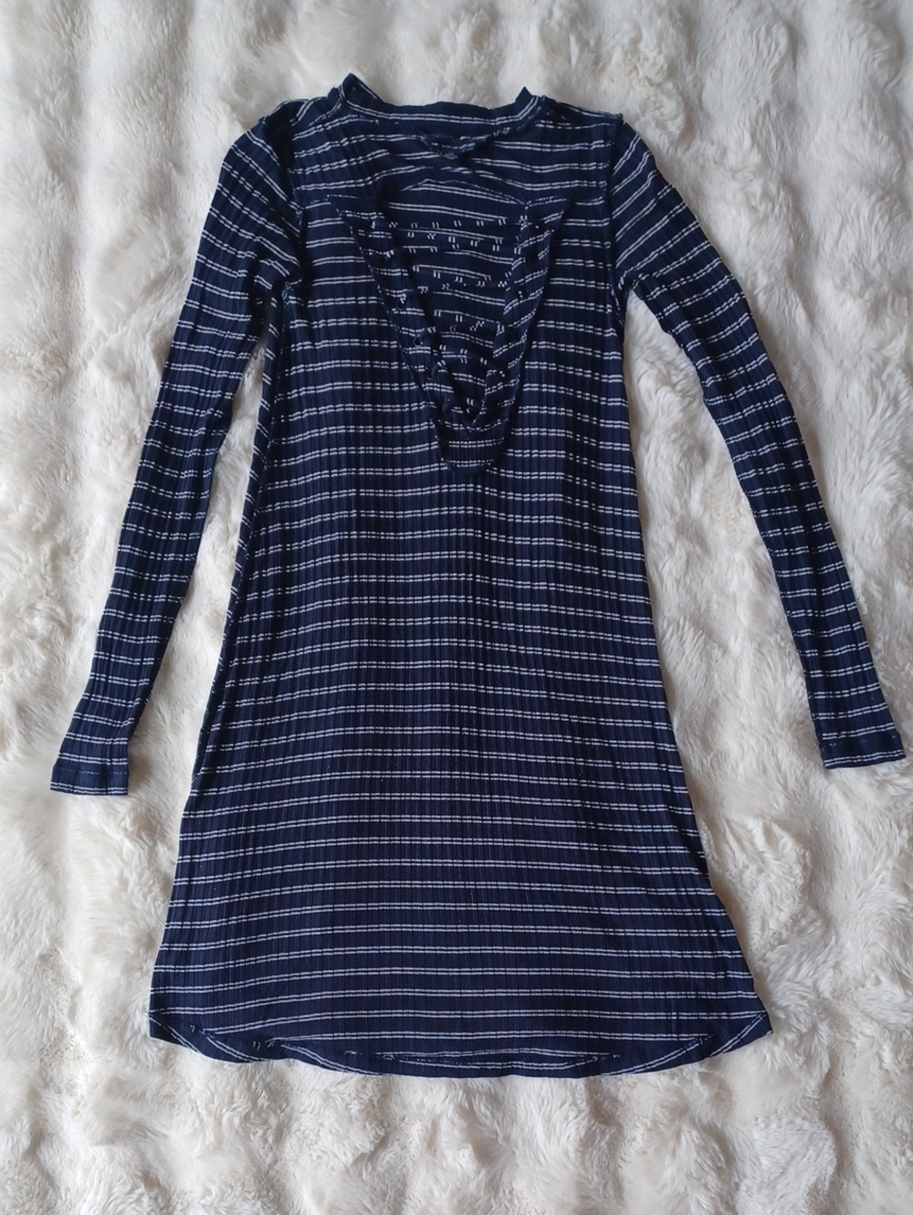 💗 3/$15 💗 American Eagle Navy Striped Long-Sleeve Mock Neck Dress